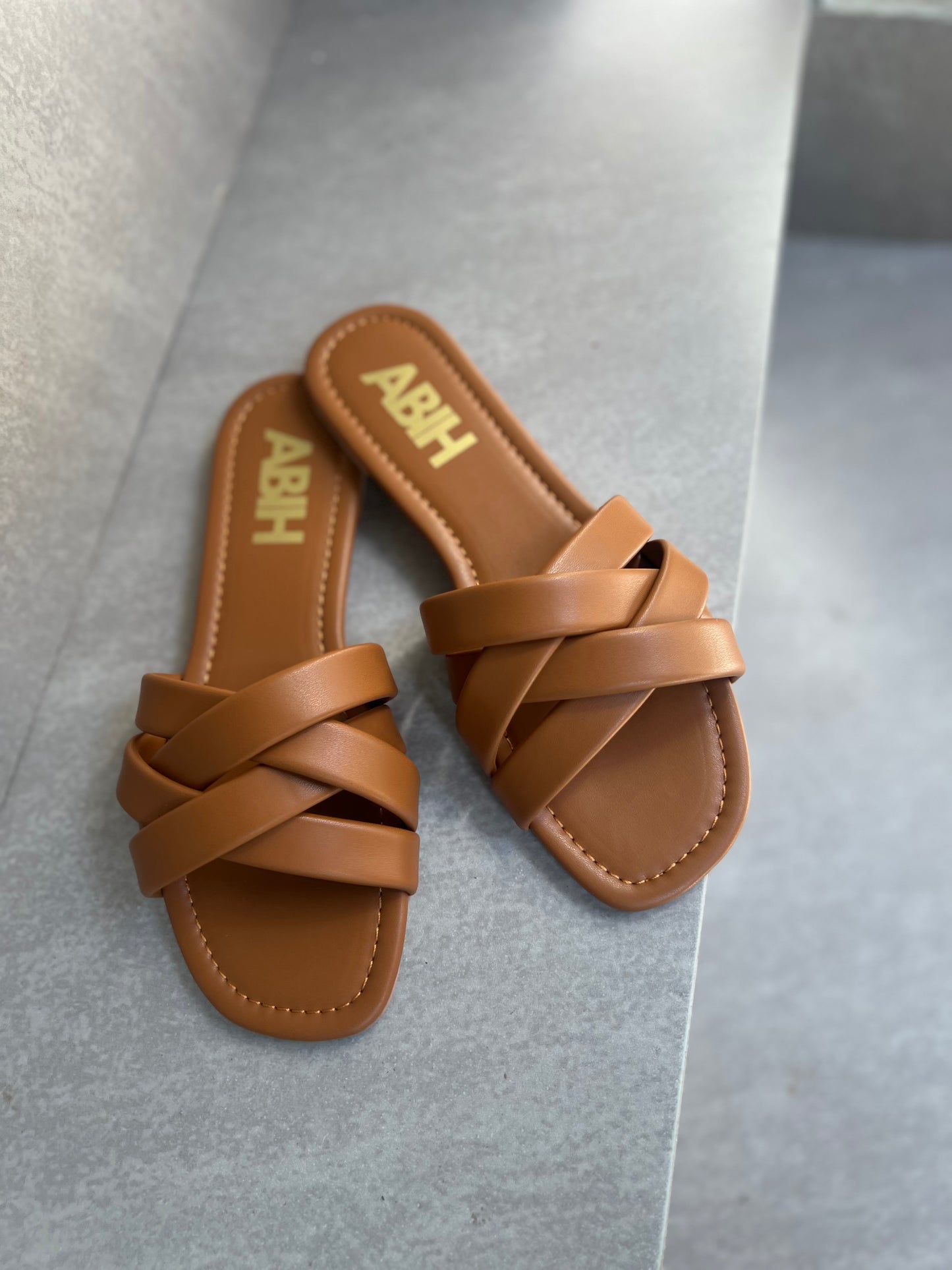 MUSTARD COMFY SLIDES