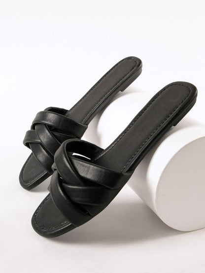 BLACK COMFY SLIDES